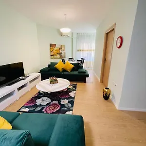 New In Center Of Appartamento